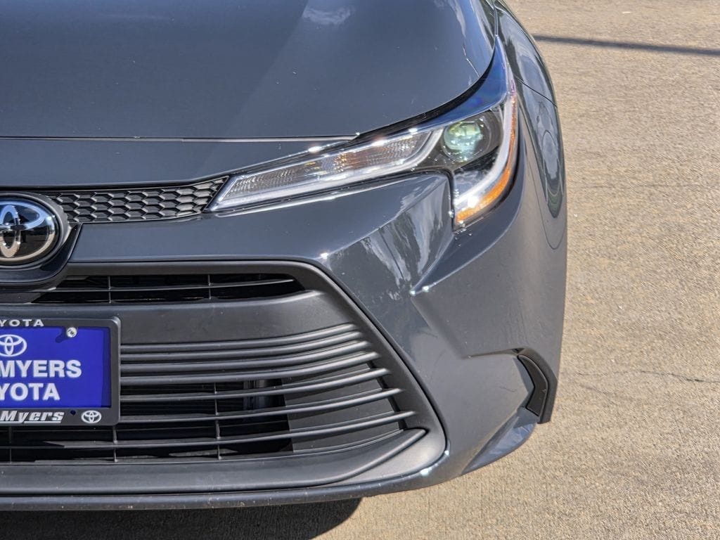 Used 2026 Underground Toyota LE image 4