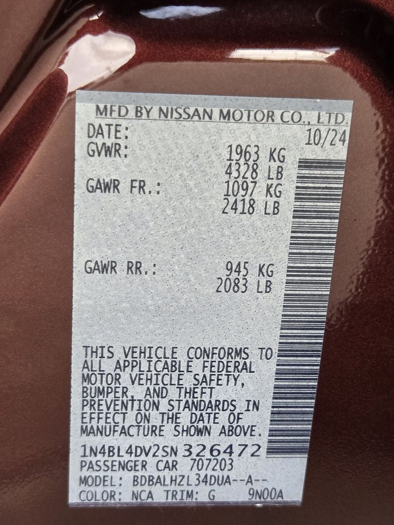 Used 2025 Garnet Pearl Metallic Nissan 2.5 SV image 31