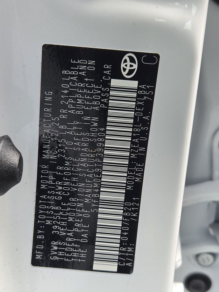 Used 2026 Ice Toyota LE image 30