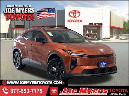 2026 Toyota C-HR SE SUV