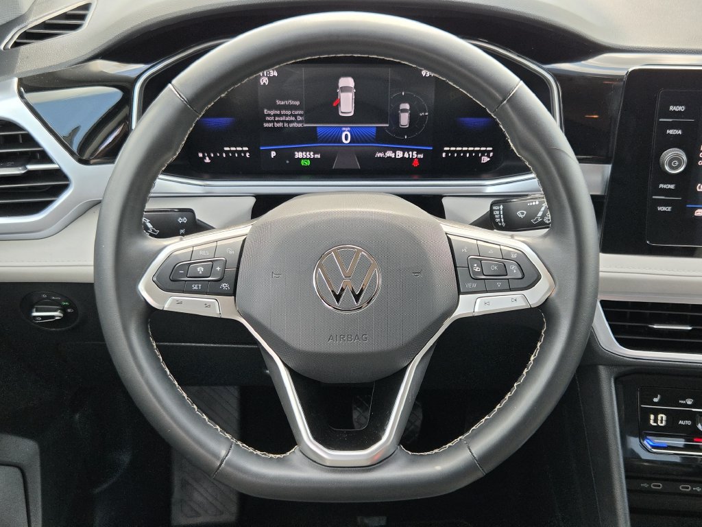 Used 2025 Gray Volkswagen 1.5T SE image 14
