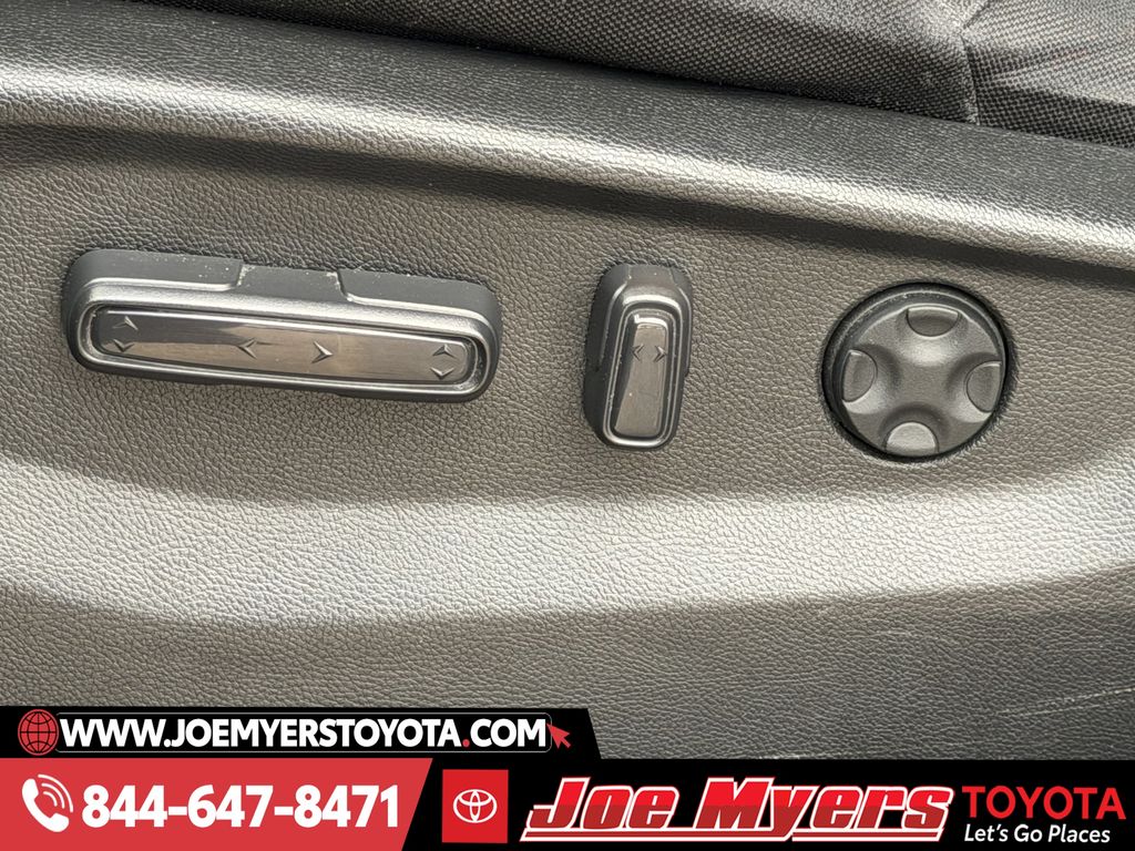 Used 2022 Sonic Gray Pearl Honda EX image 28