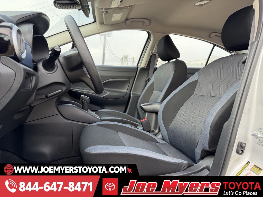 Used 2025 Brilliant Silver Metallic Nissan 1.6 SV image 25