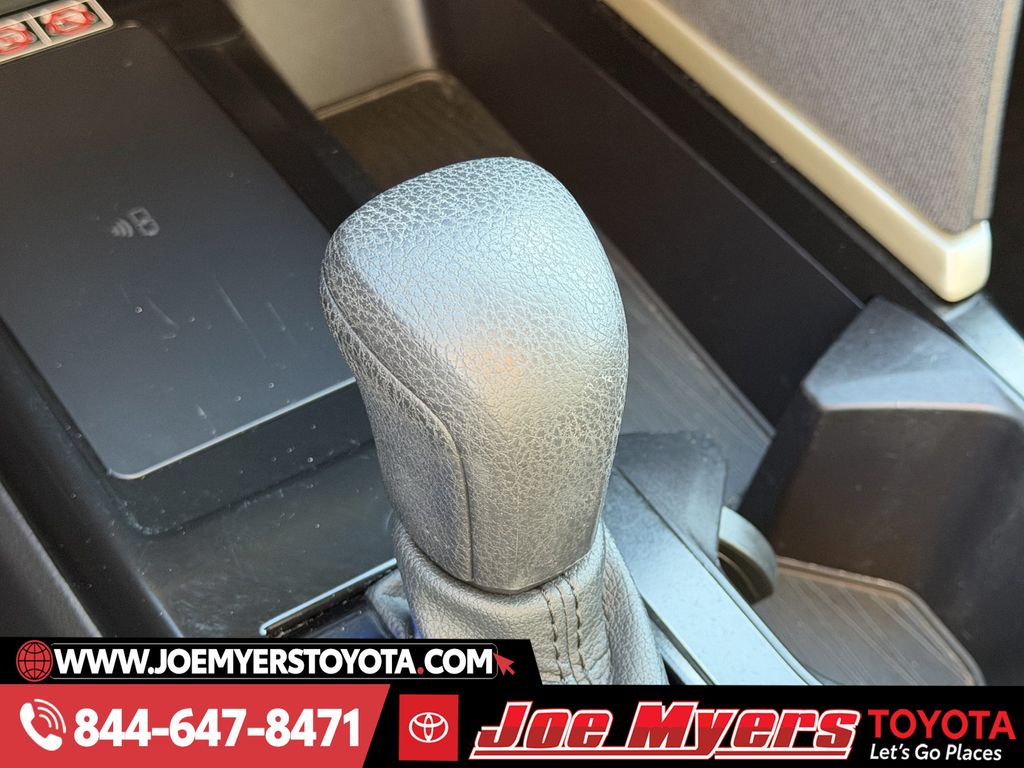 Used 2025 Ice Cap Toyota LE image 21