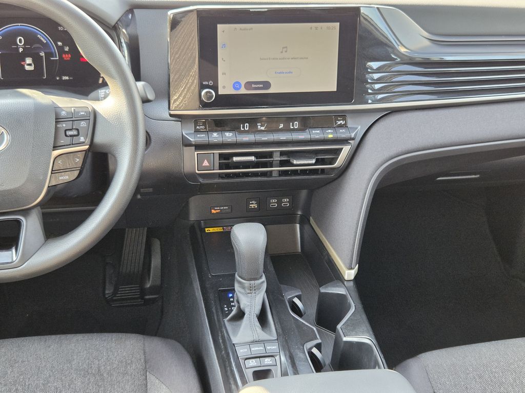 Used 2026 Ice Toyota LE image 17