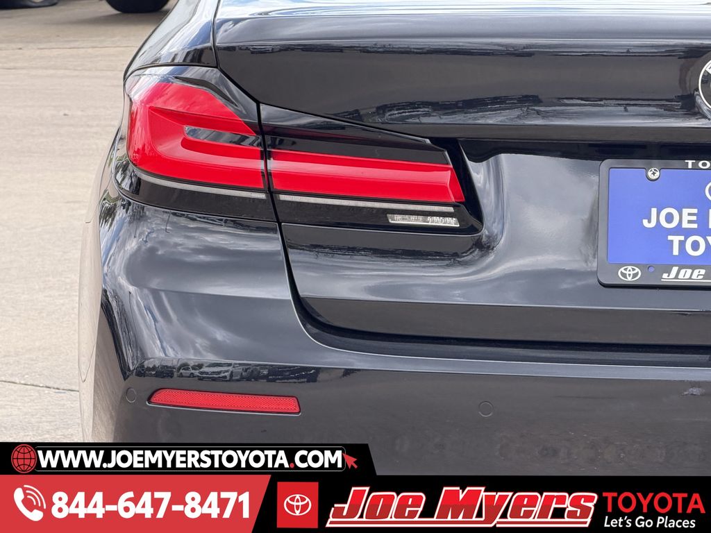 Used 2023 Black Sapphire Metallic BMW 530i image 10