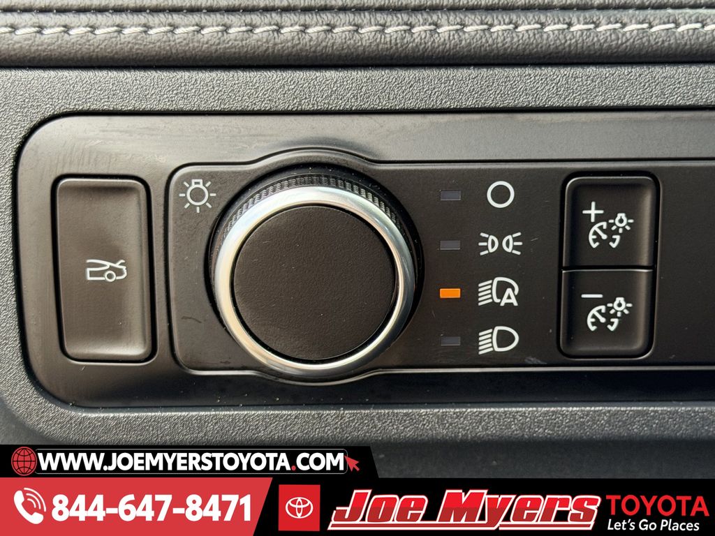 Used 2024 Shadow Black Ford Ecoboost Premium image 24