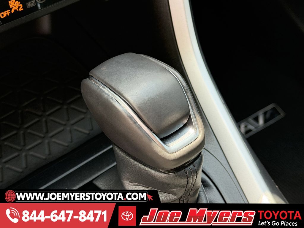 Used 2024 Midnight Black Metallic Toyota XLE Premium image 21