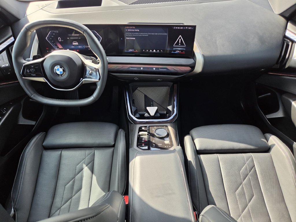 Used 2025 Alpine White BMW 30 xDrive image 12