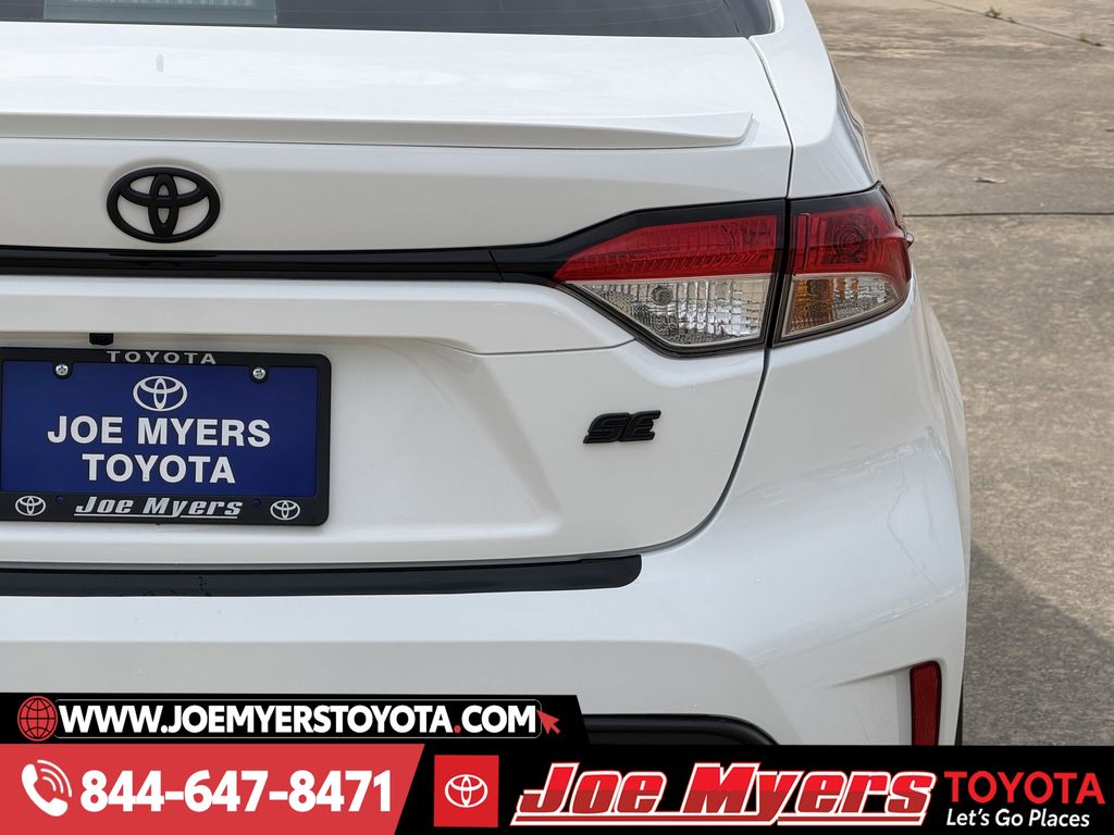 Certified Used 2026 Ice Cap Toyota SE image 9