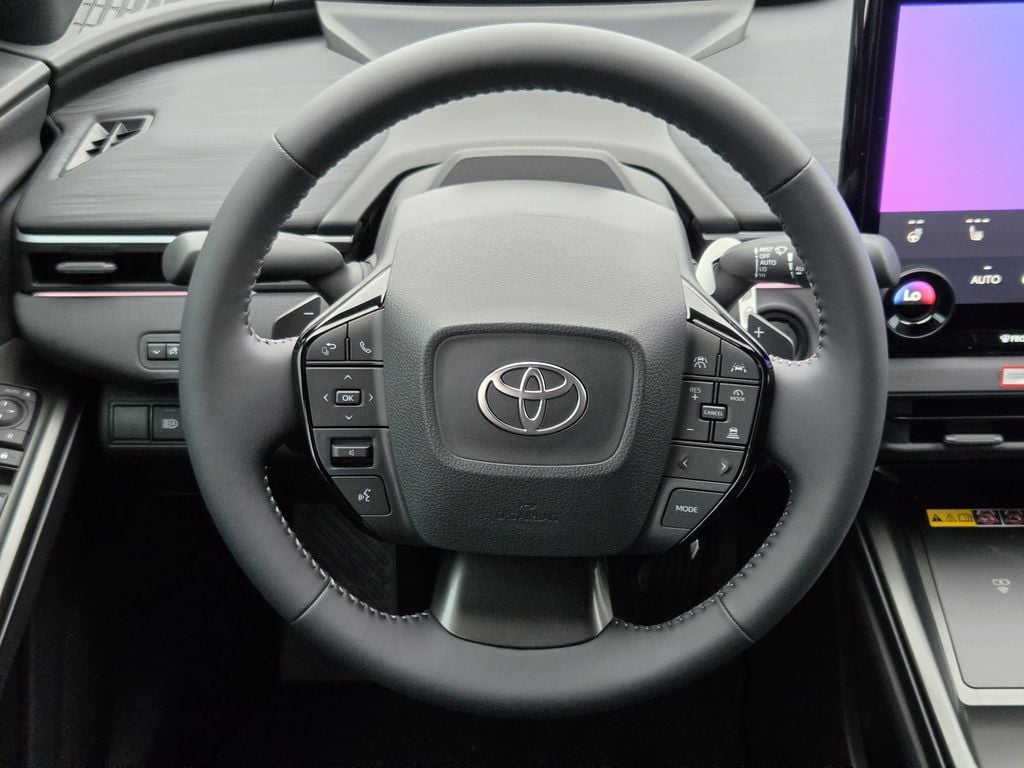 New 2026 Wind Chill Pearl Toyota SE image 14