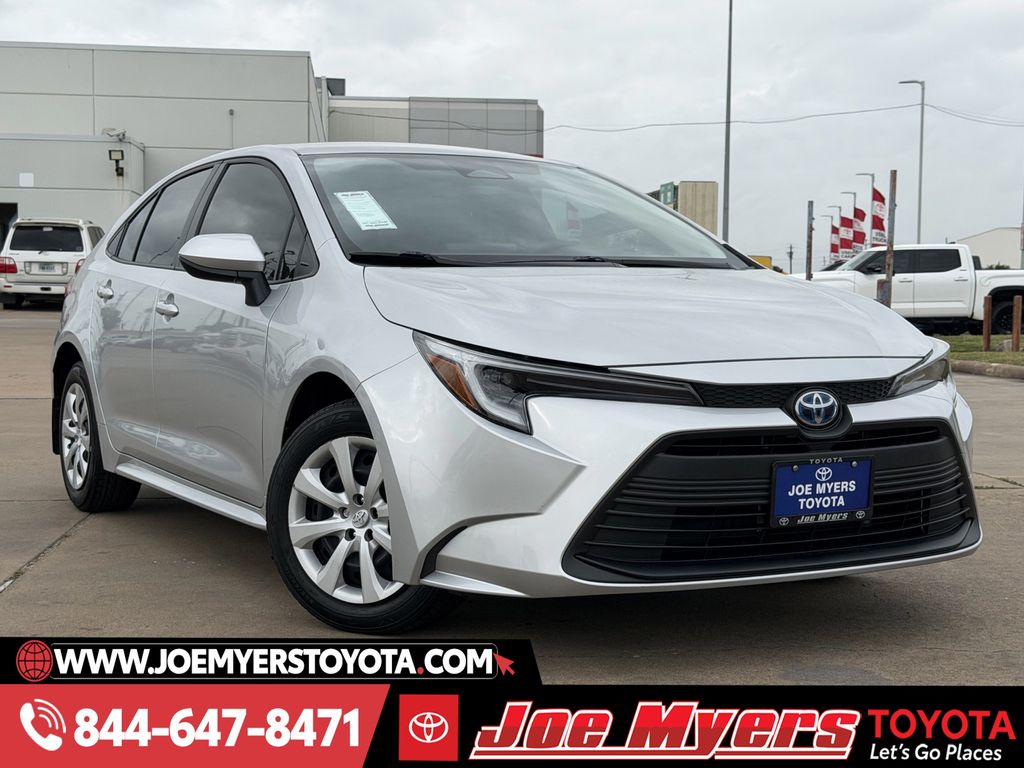 Used 2025 Classic Silver Metallic Toyota LE image 2