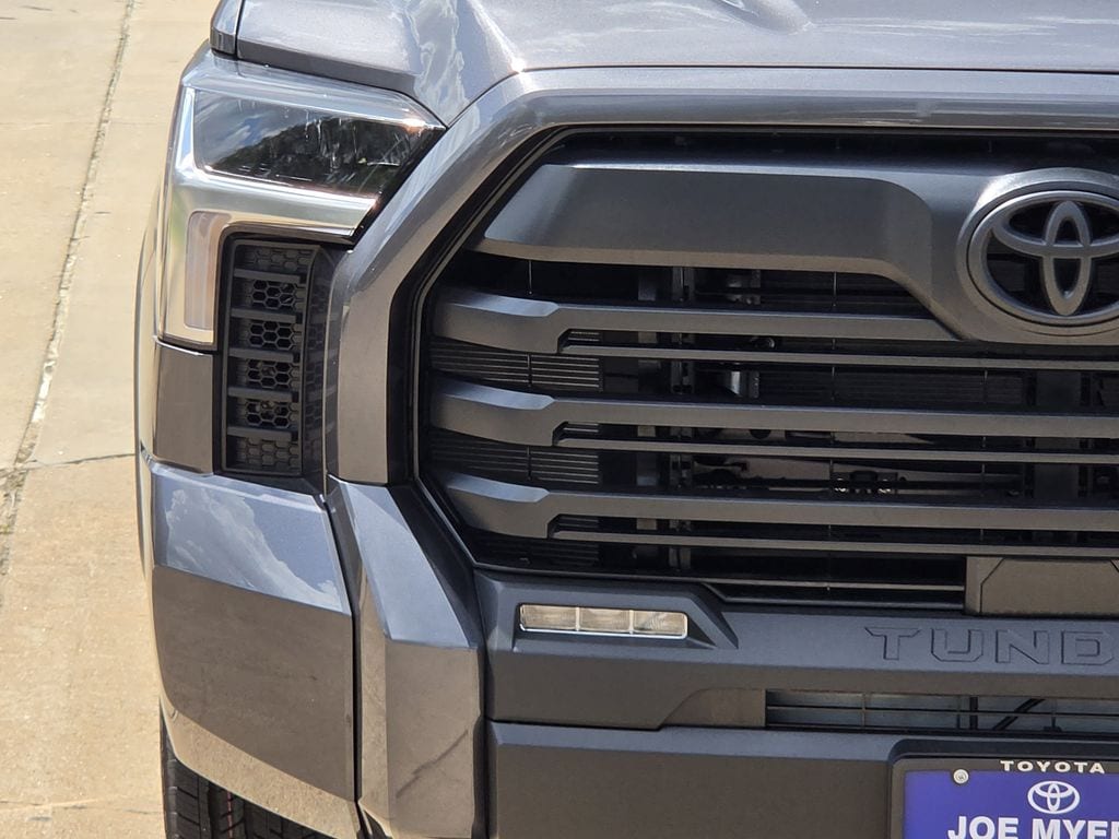 New 2026 Magnetic Gray Meta Toyota SR5 image 5