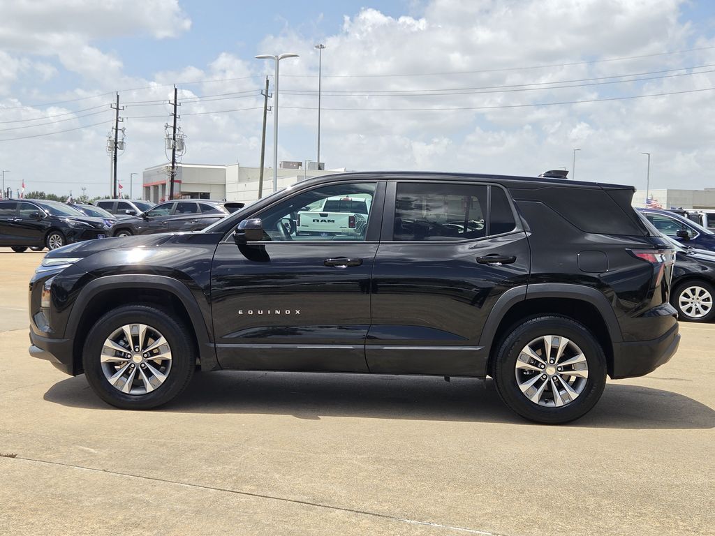 Used 2025 Mosaic Black Metallic Chevrolet LT image 6
