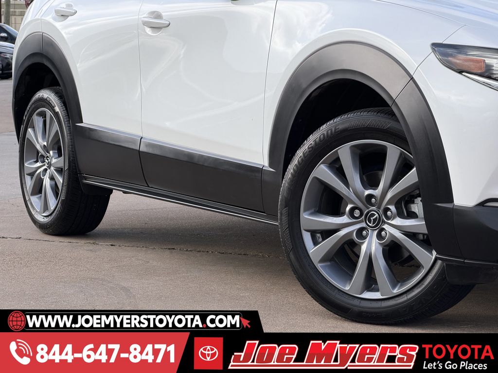 Used 2025 Snowflake White Pearl Mica Mazda 2.5 S Preferred Package image 12