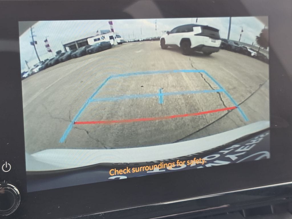 Used 2026 Ice Toyota LE image 19