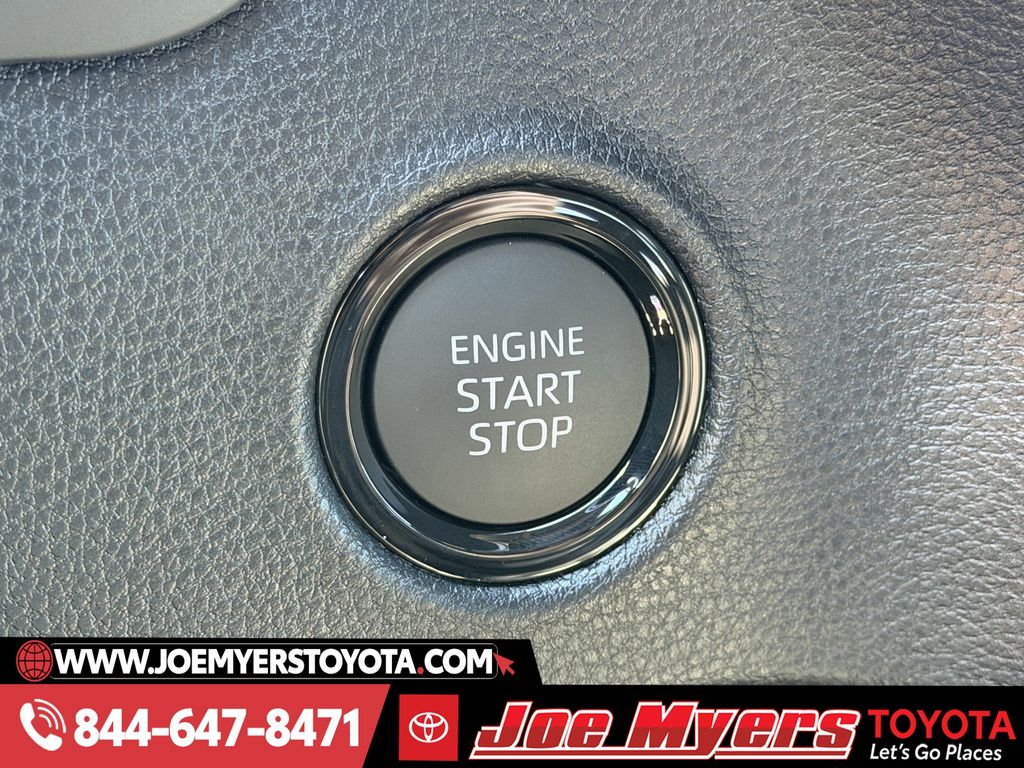 New 2026 Midnight Black Toyota SR5 image 20