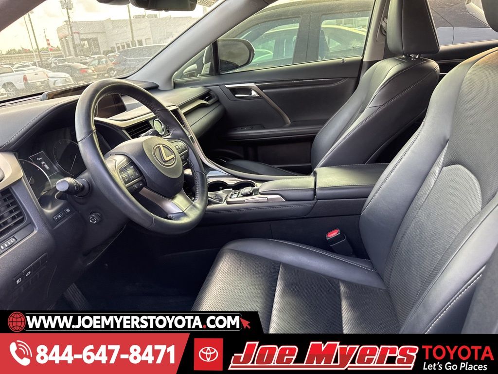 Used 2019 White Lexus 350 image 2