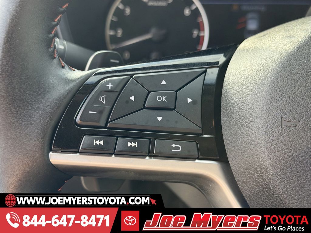 Used 2025 Super Black Clearcoat Nissan 2.5 SR image 24