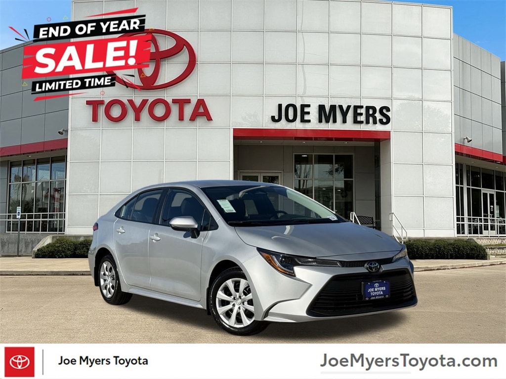 2026 Toyota Corolla LE's photo