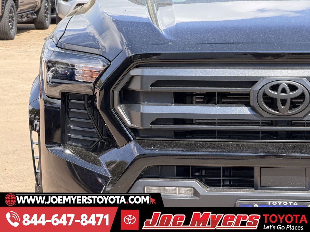 New 2026 Black Toyota SR5 image 5