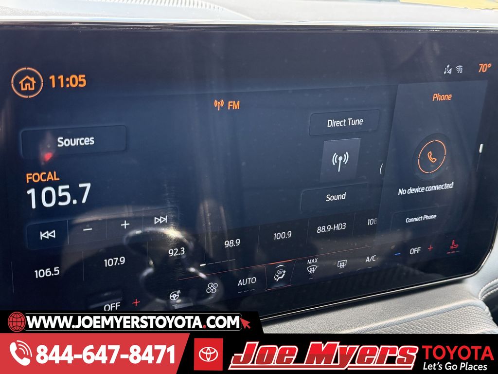 Used 2025 Silver Metallic Ford Ecoboost Premium image 17