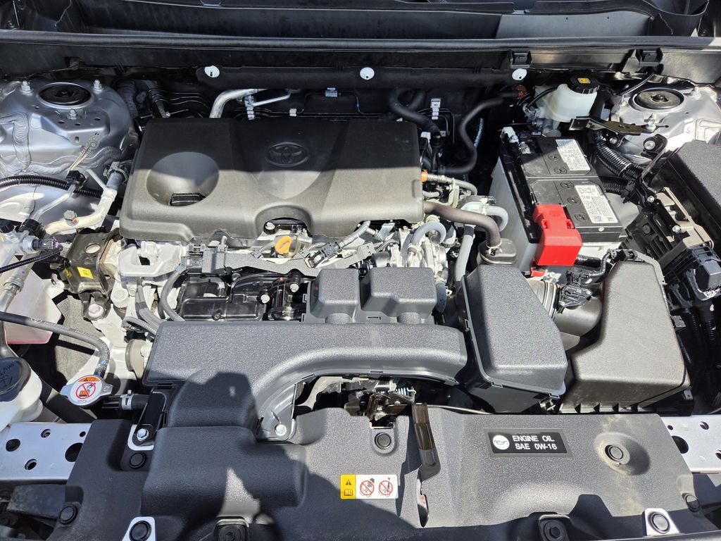 Used 2025 Silver Sky Metallic Toyota XLE image 31