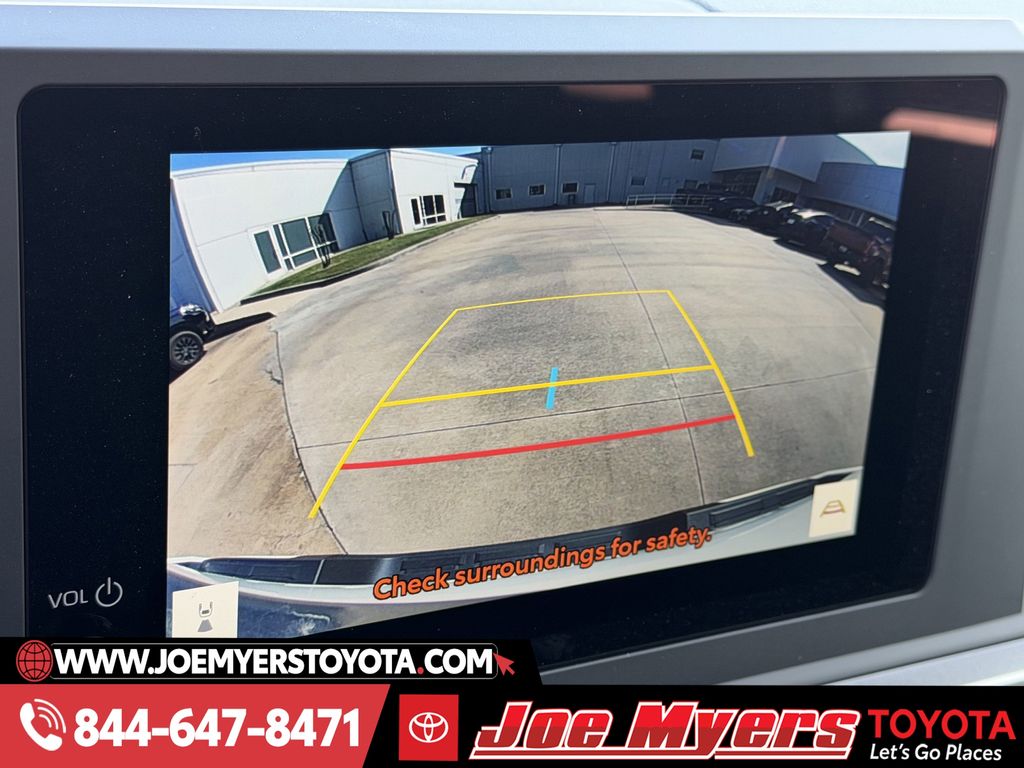 New 2026 Ice Cap Toyota SR5 image 17