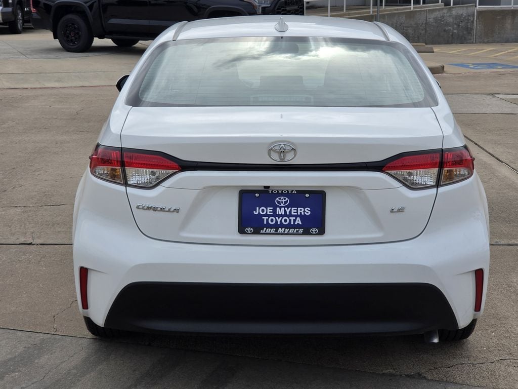 Used 2026 Ice Toyota LE image 8