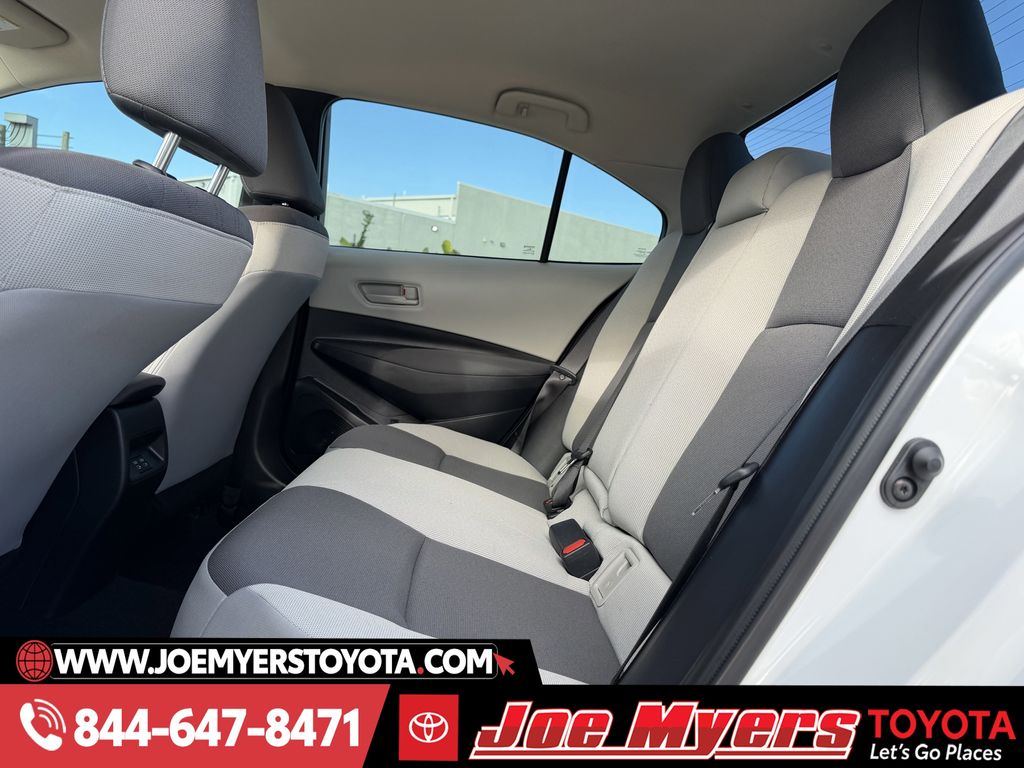 Used 2024 Ice Toyota LE image 27