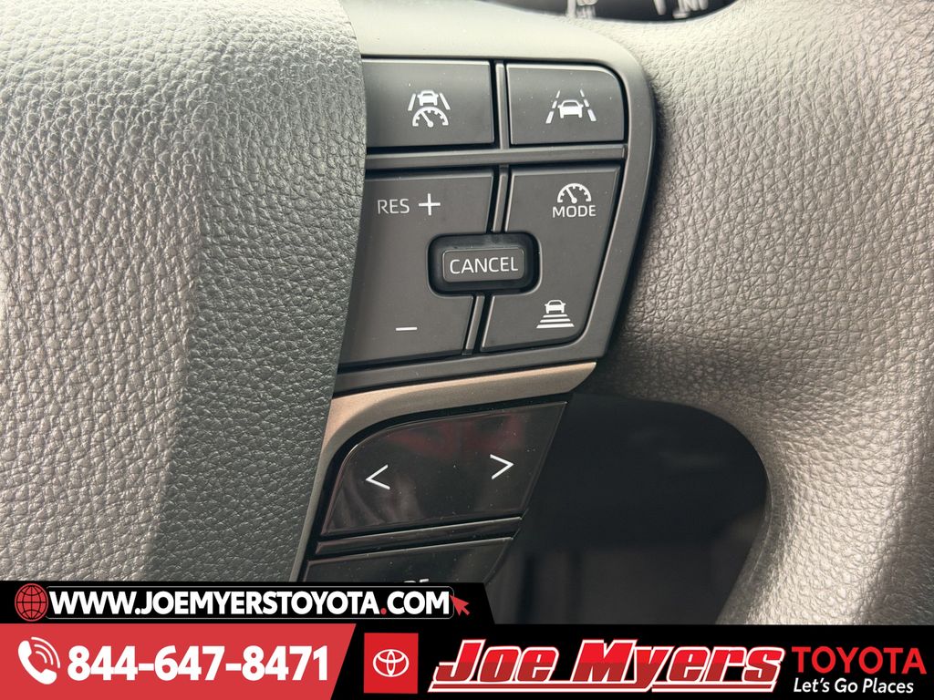 Used 2025 Underground Toyota LE image 23