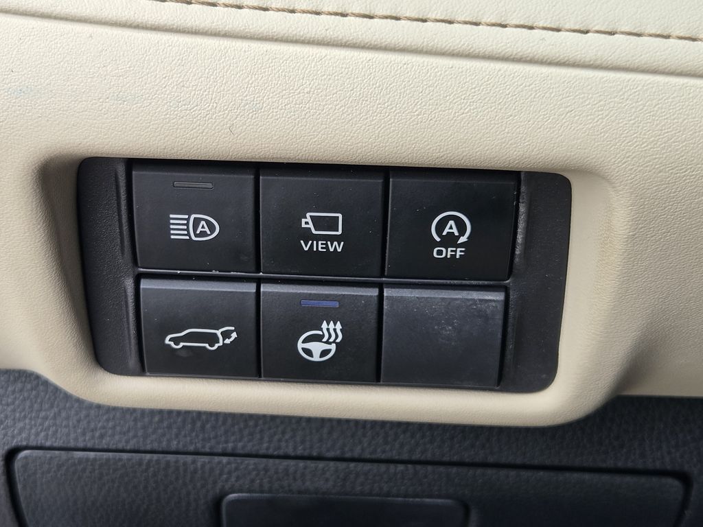 Used 2023 Moon Dust Toyota Platinum image 25