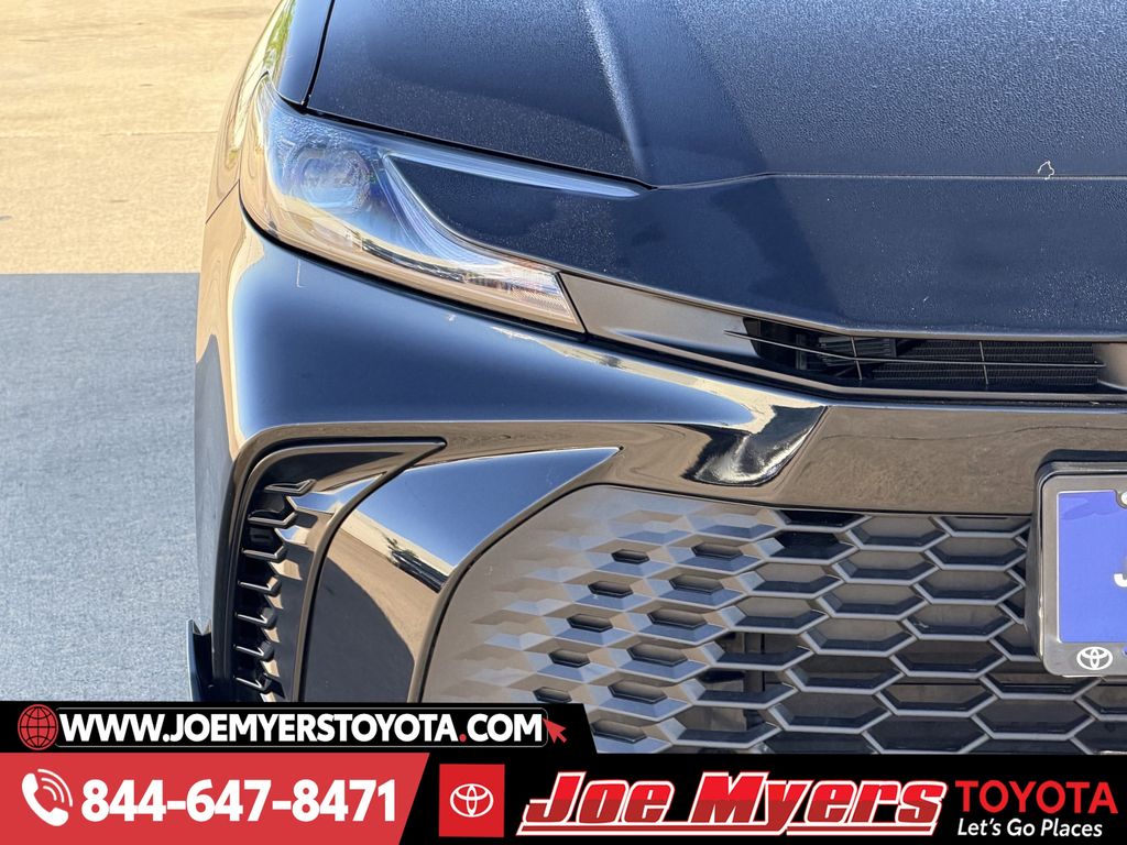 Used 2025 Midnight Black Metallic Toyota SE image 5