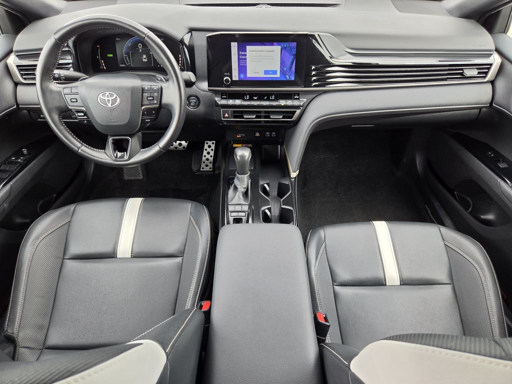 Used 2025 Ice Toyota SE image 13