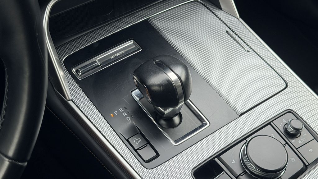 2025 Mazda CX-90 Preferred Package - Photo 19