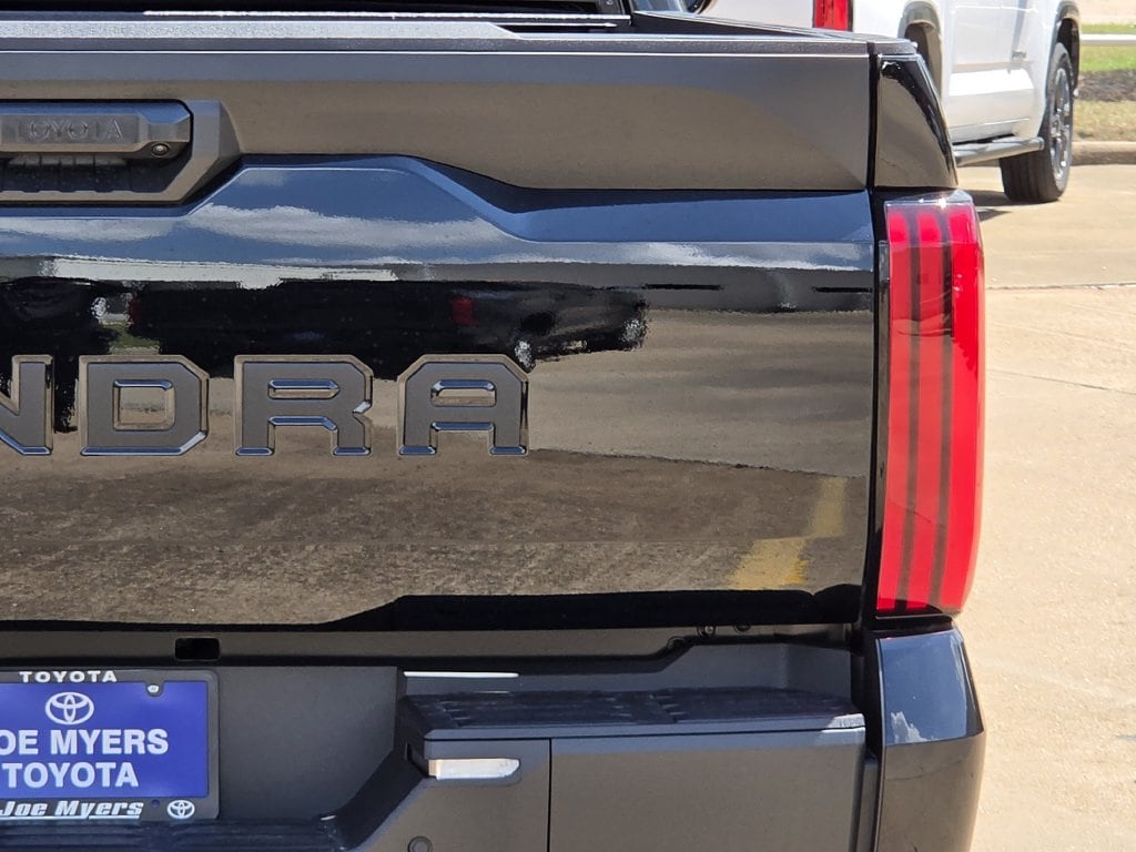 New 2026 Midnight Black Toyota SR5 image 9