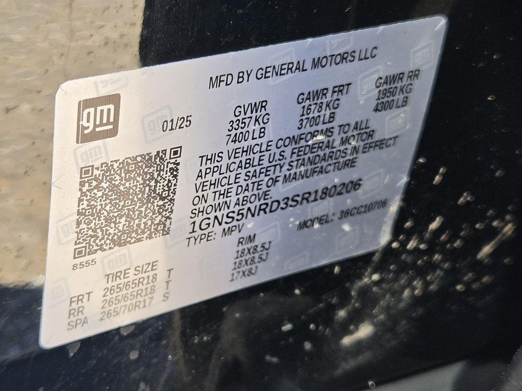 Used 2025 Black Chevrolet LT image 31