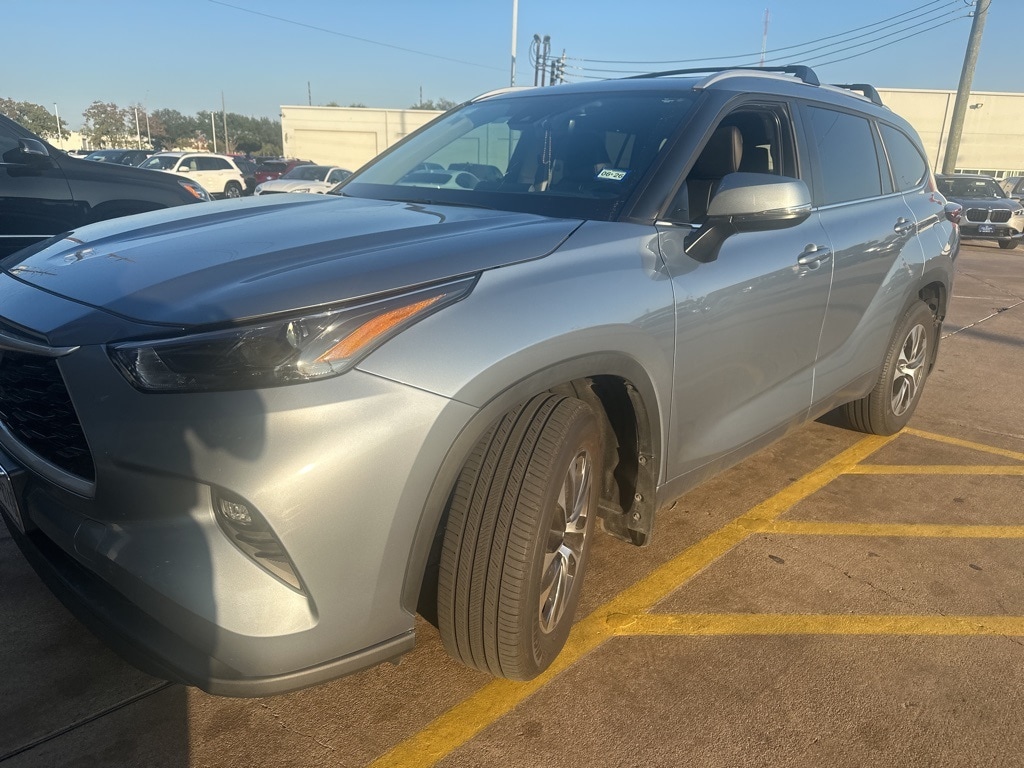 Used 2024 Toyota Highlander XLE SUV