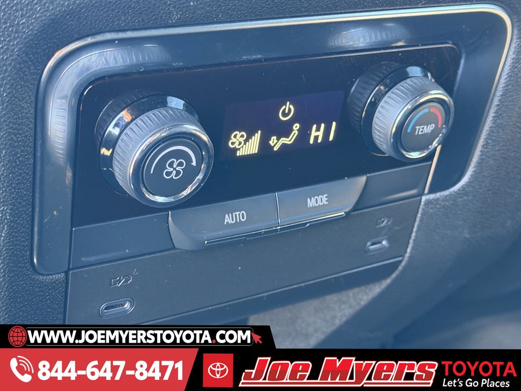 Used 2025 Black Chevrolet LT image 30