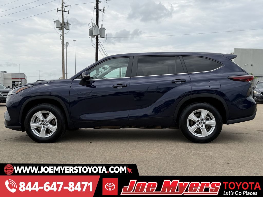 Used 2025 Blueprint Toyota LE image 6