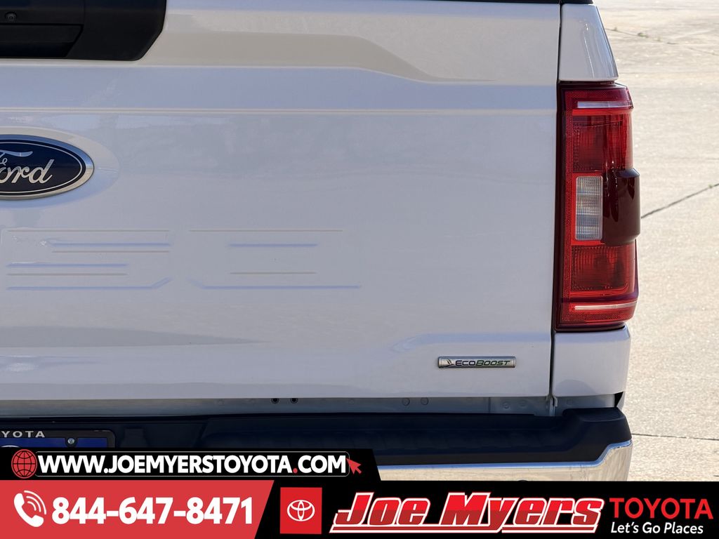 Used 2023 Oxford White Ford XLT image 9