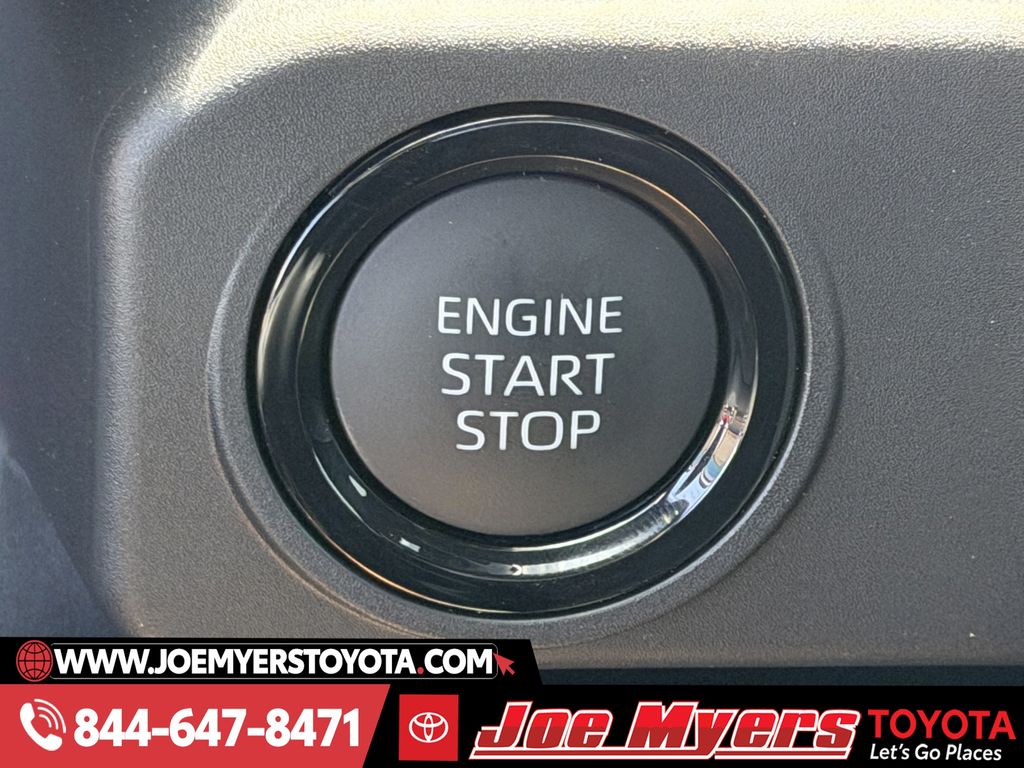 New 2026 Ice Cap Toyota SR5 image 20