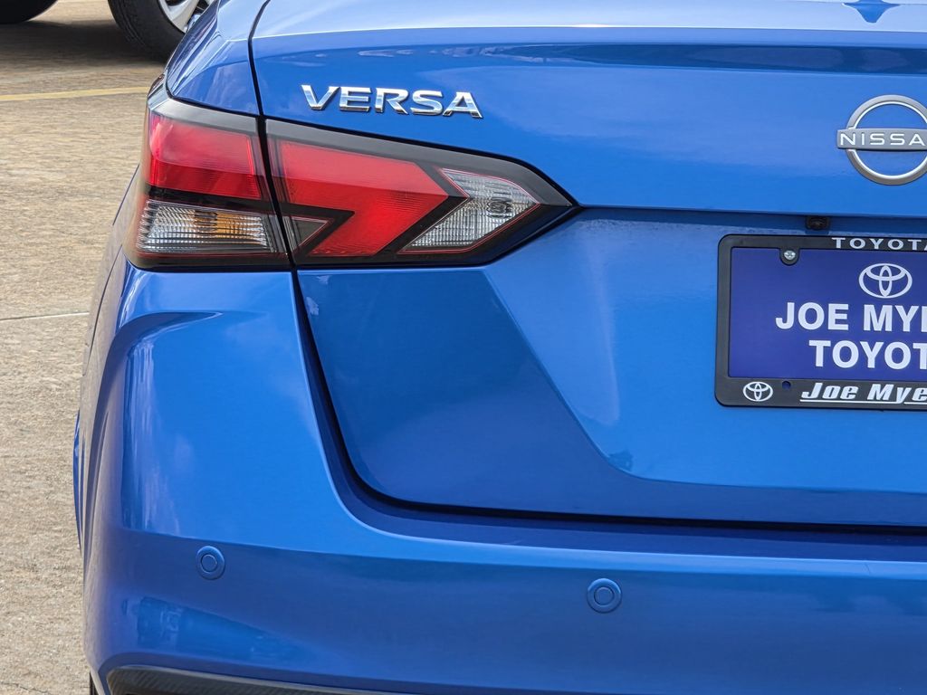 Used 2024 Electric Blue Metallic Nissan 1.6 SV image 10