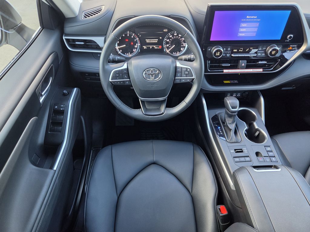 Used 2026 Pearl Toyota XLE image 14