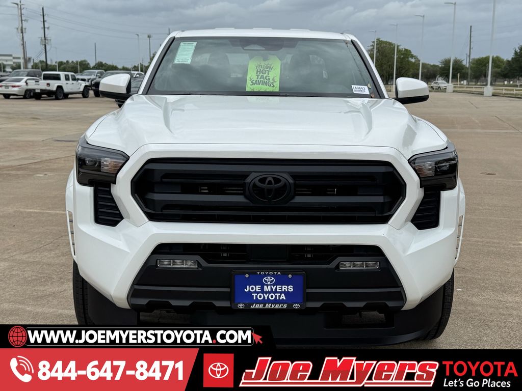 New 2026 Ice Cap Toyota SR5 image 3