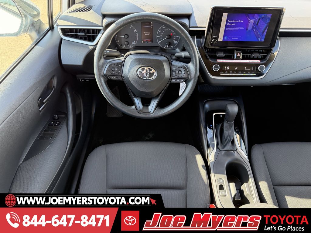 Used 2025 Ice Cap Toyota LE image 14