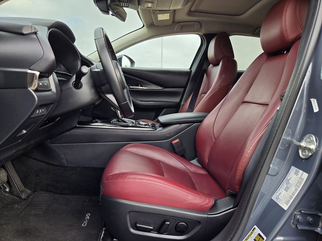 2025 Mazda CX-30 Carbon Edition - Photo 27