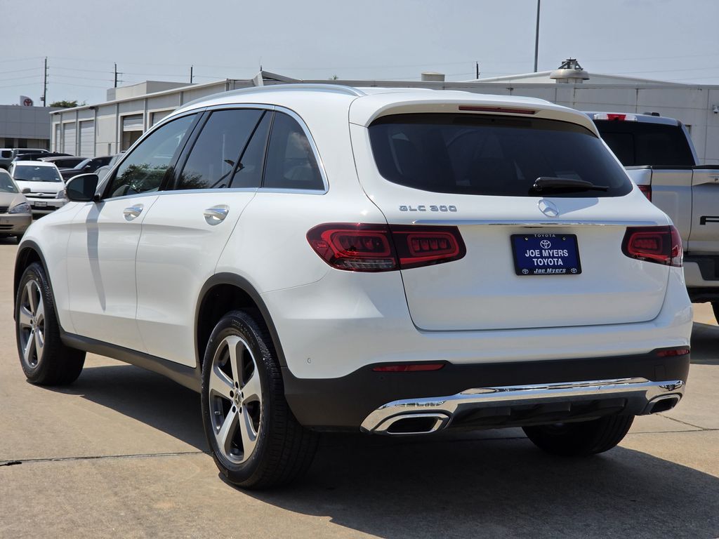 Used 2022 Polar White Mercedes-Benz GLC 300 image 7