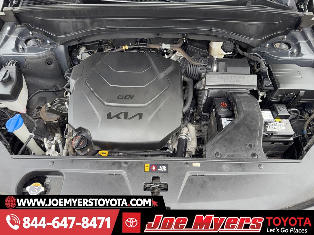 Used 2022 Gravity Gray Kia EX image 31
