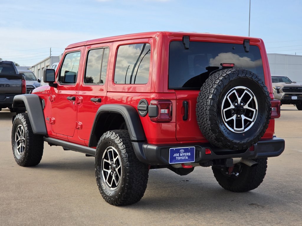 Used 2025 Firecracker Red Clearcoat Jeep Rubicon image 7